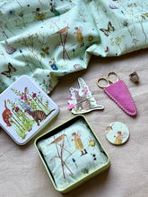 Load image into Gallery viewer, Sewing Box