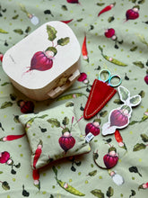Load image into Gallery viewer, Sewing Box