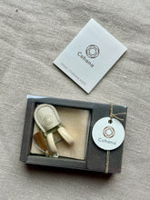 Load image into Gallery viewer, Cohana Seki Micro Scissors