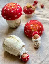 Load image into Gallery viewer, Toadstool Baby
