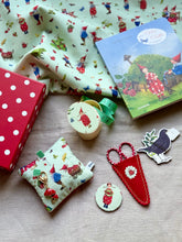 Load image into Gallery viewer, Sewing Box
