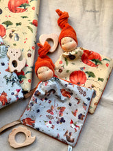 Load image into Gallery viewer, PDF Dollmaking Tutorial with Pattern - Foldable Blanket Doll
