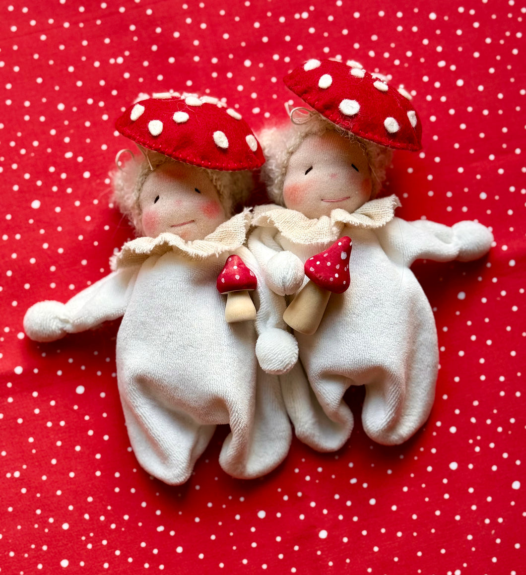 Cuddle Mushroom Friend