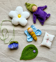 Load image into Gallery viewer, Flower Bag
