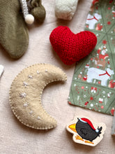 Load image into Gallery viewer, Rhapsody in Green
