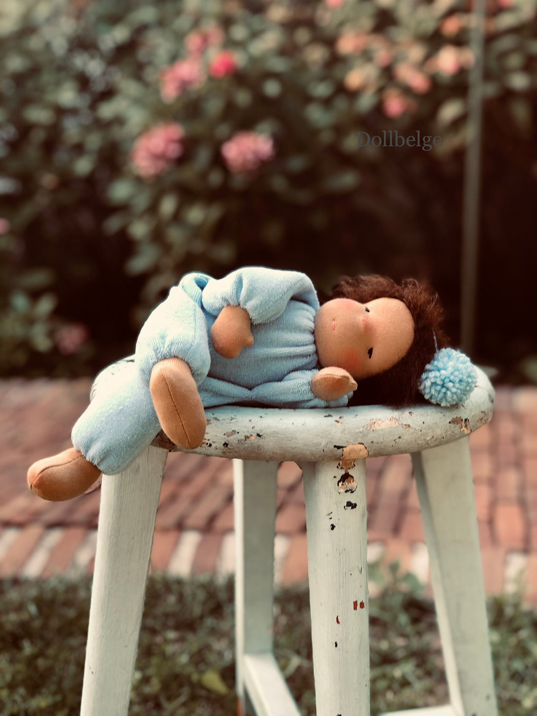 Cuddle Doll - 30 cm