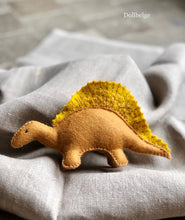 Load image into Gallery viewer, PDF Pattern -  Ouranosaurus from felt
