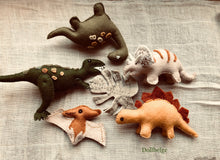 Load image into Gallery viewer, PDF Patterns - COLLECTION of 5 Dinosaurs from felt
